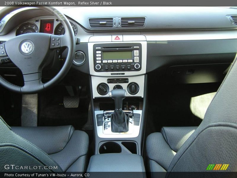 Reflex Silver / Black 2008 Volkswagen Passat Komfort Wagon