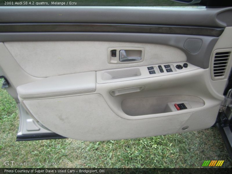 Melange / Ecru 2001 Audi S8 4.2 quattro