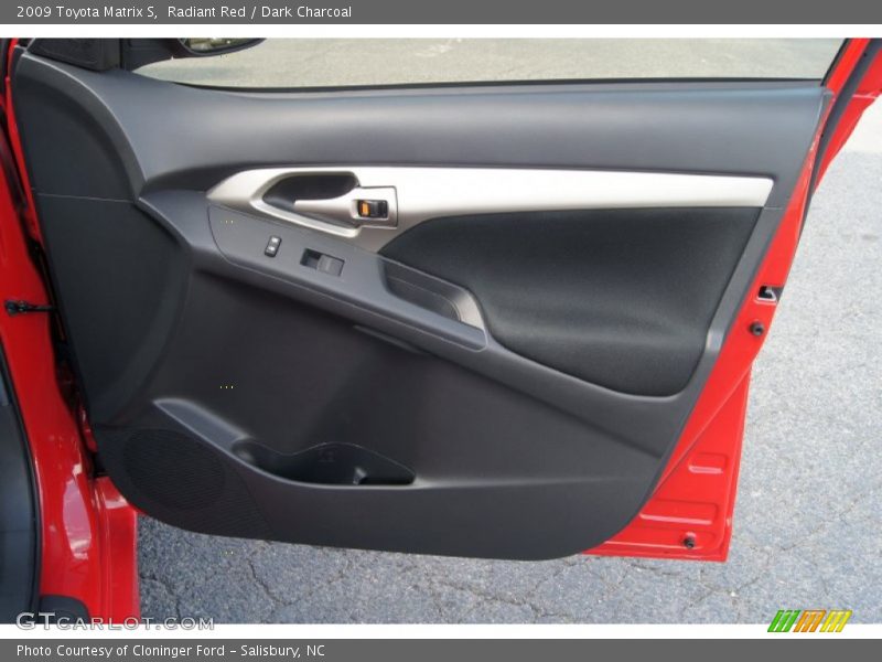 Radiant Red / Dark Charcoal 2009 Toyota Matrix S