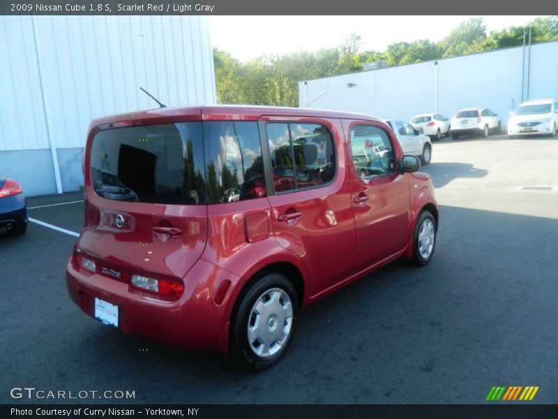 Scarlet Red / Light Gray 2009 Nissan Cube 1.8 S