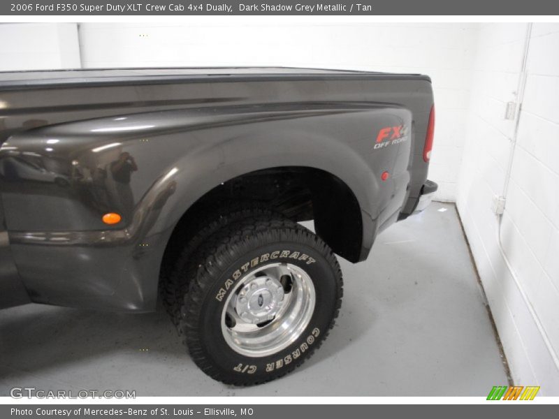  2006 F350 Super Duty XLT Crew Cab 4x4 Dually Wheel