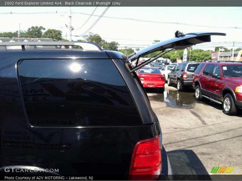 Black Clearcoat / Midnight Grey 2002 Ford Explorer Limited 4x4