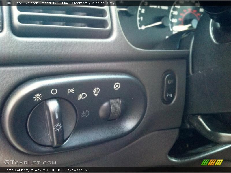 Black Clearcoat / Midnight Grey 2002 Ford Explorer Limited 4x4