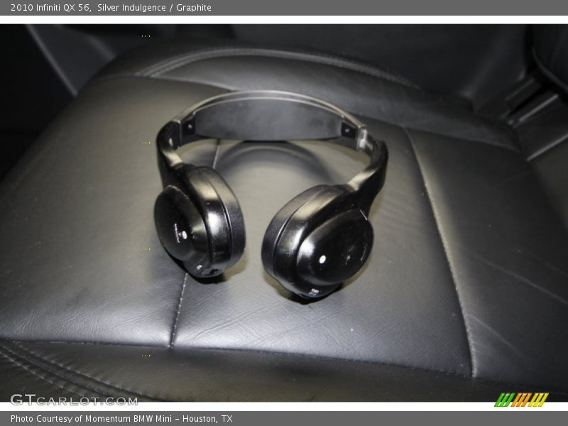 Silver Indulgence / Graphite 2010 Infiniti QX 56