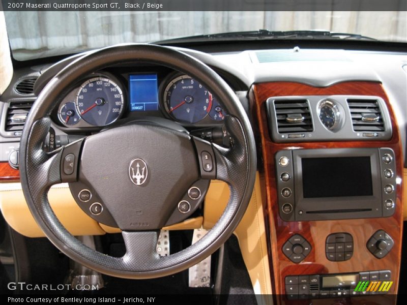 Dashboard of 2007 Quattroporte Sport GT