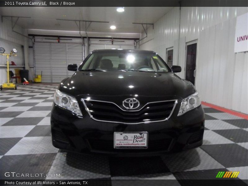 Black / Bisque 2011 Toyota Camry LE