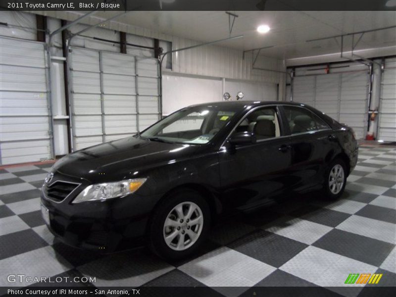 Black / Bisque 2011 Toyota Camry LE