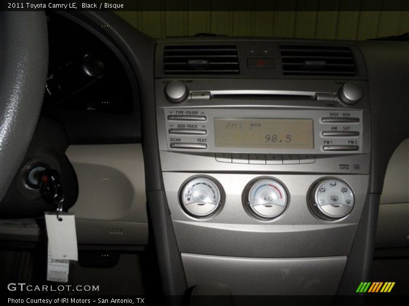 Black / Bisque 2011 Toyota Camry LE