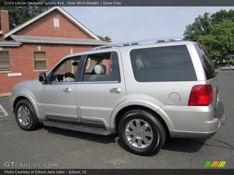Silver Birch Metallic / Dove Grey 2004 Lincoln Navigator Luxury 4x4