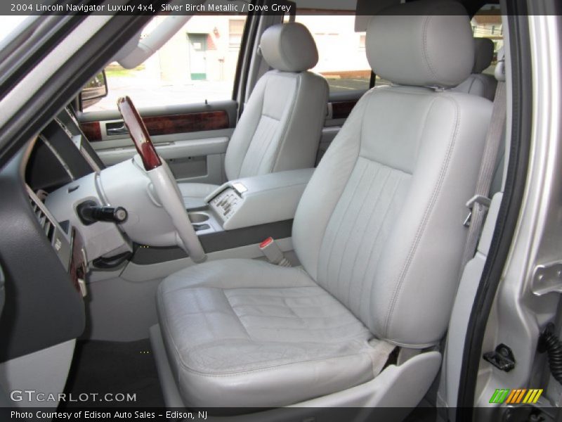 Silver Birch Metallic / Dove Grey 2004 Lincoln Navigator Luxury 4x4