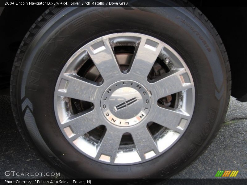 Silver Birch Metallic / Dove Grey 2004 Lincoln Navigator Luxury 4x4
