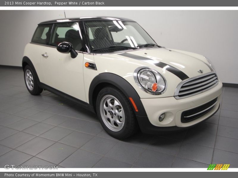 Pepper White / Carbon Black 2013 Mini Cooper Hardtop