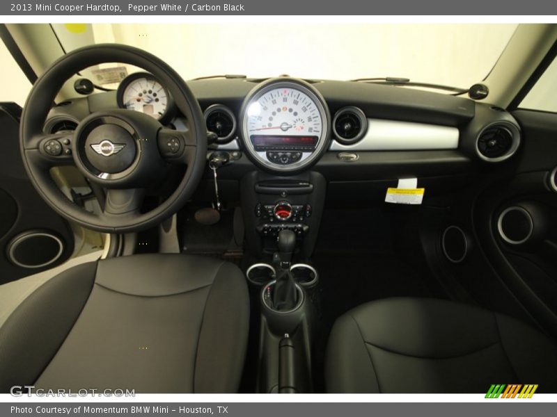 Pepper White / Carbon Black 2013 Mini Cooper Hardtop