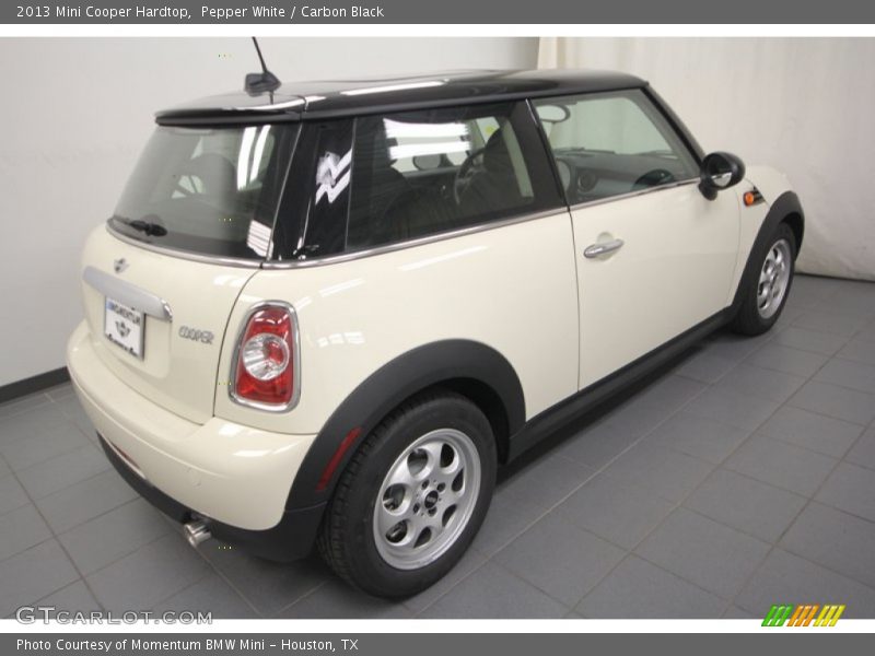 Pepper White / Carbon Black 2013 Mini Cooper Hardtop
