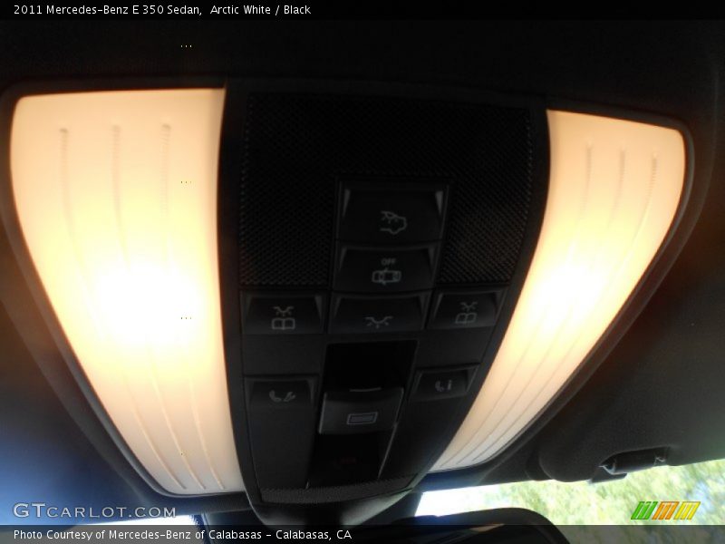 Arctic White / Black 2011 Mercedes-Benz E 350 Sedan