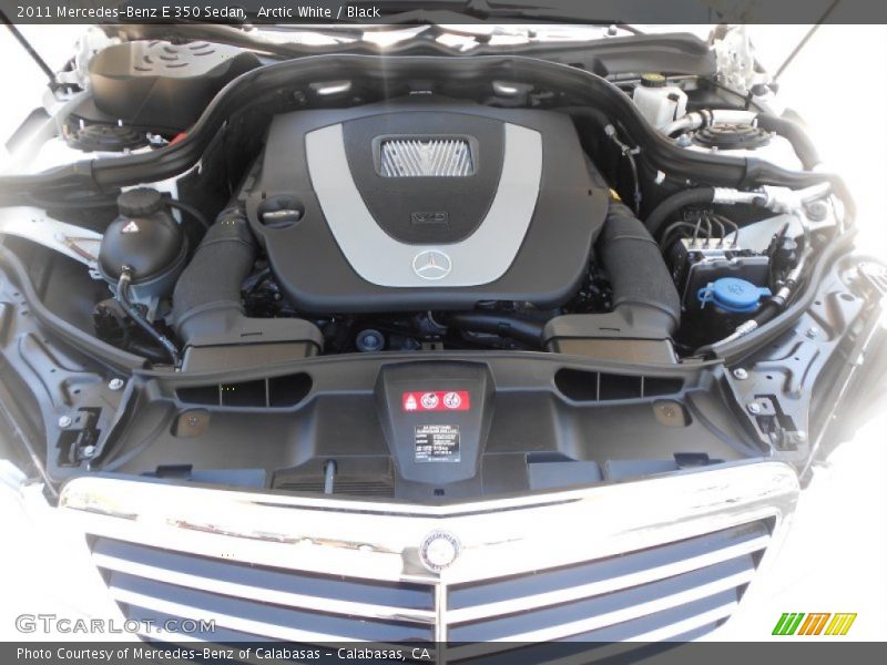 Arctic White / Black 2011 Mercedes-Benz E 350 Sedan