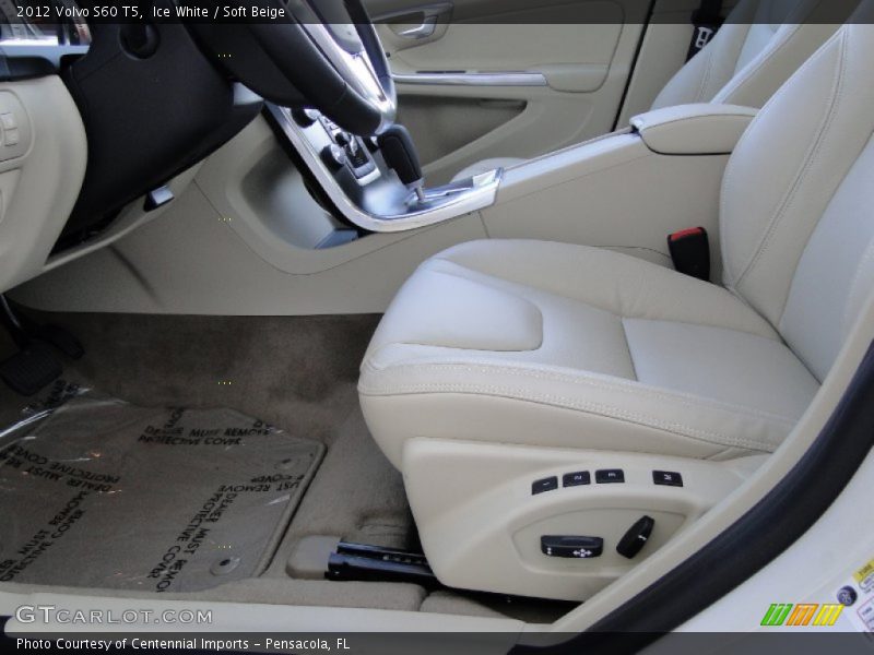 Ice White / Soft Beige 2012 Volvo S60 T5