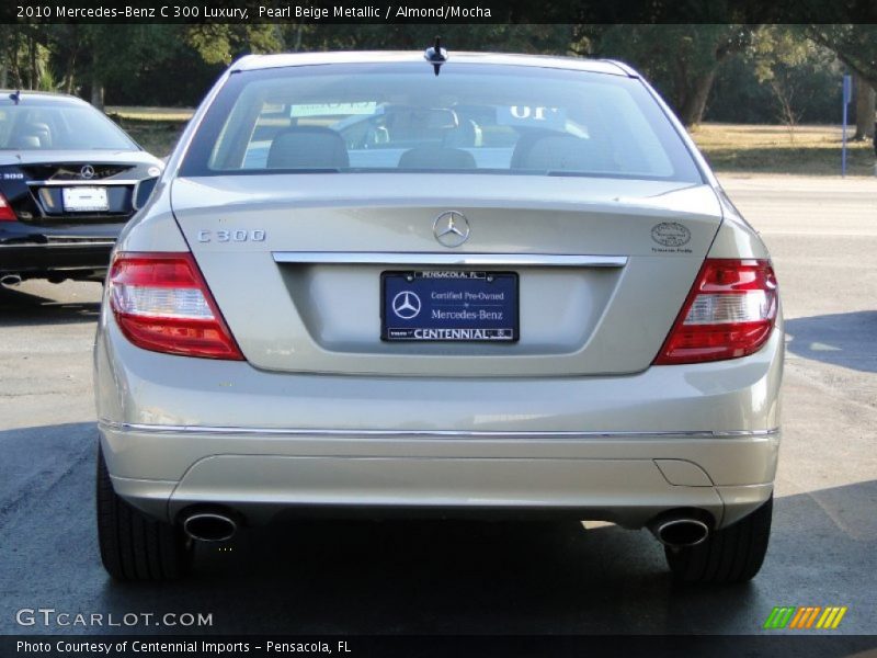 Pearl Beige Metallic / Almond/Mocha 2010 Mercedes-Benz C 300 Luxury