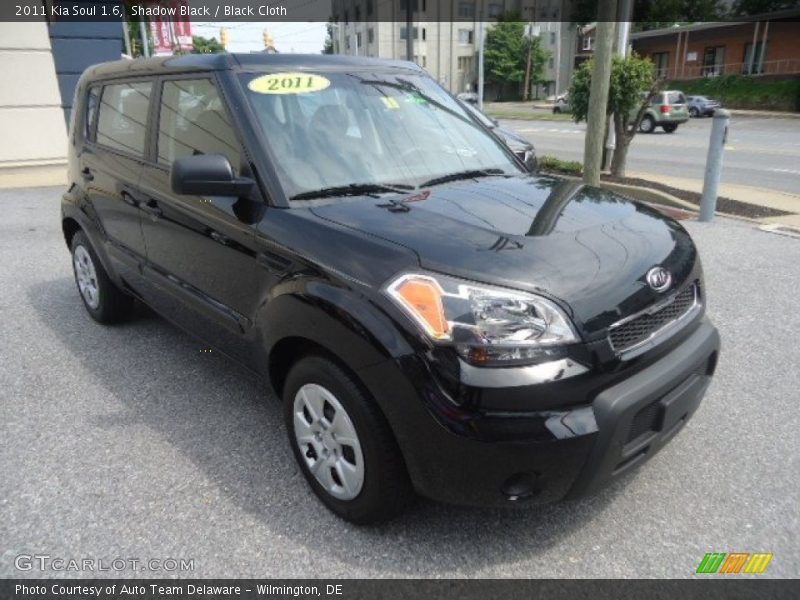 Shadow Black / Black Cloth 2011 Kia Soul 1.6