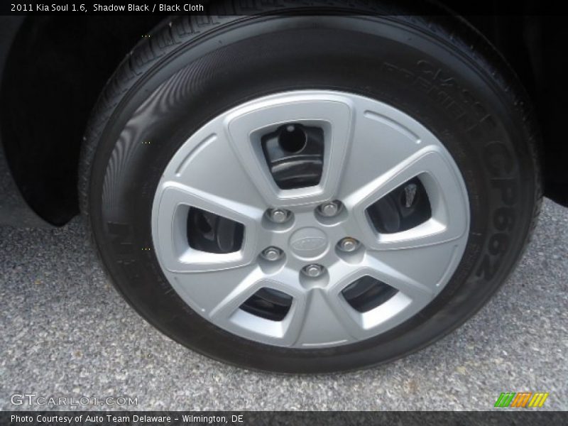 Shadow Black / Black Cloth 2011 Kia Soul 1.6