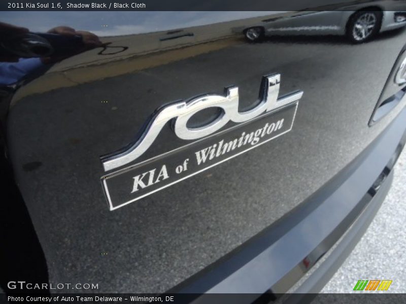 Shadow Black / Black Cloth 2011 Kia Soul 1.6