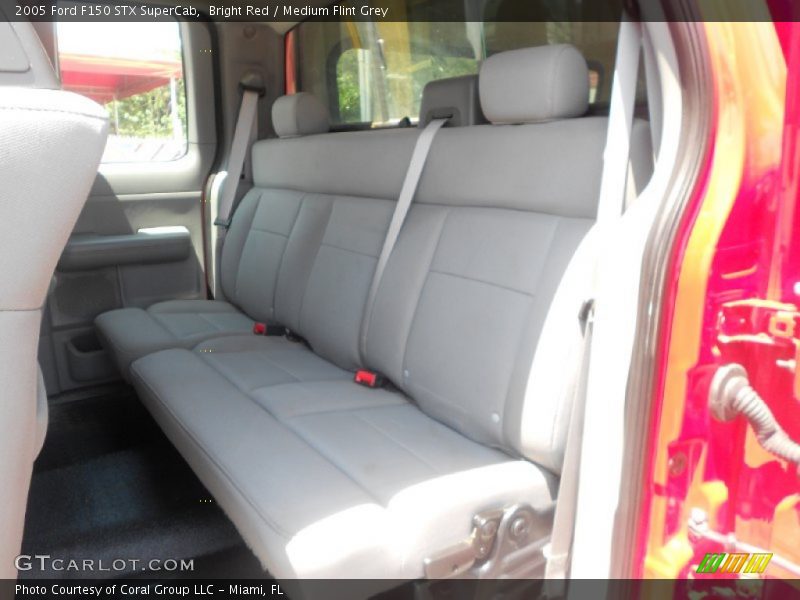 Bright Red / Medium Flint Grey 2005 Ford F150 STX SuperCab