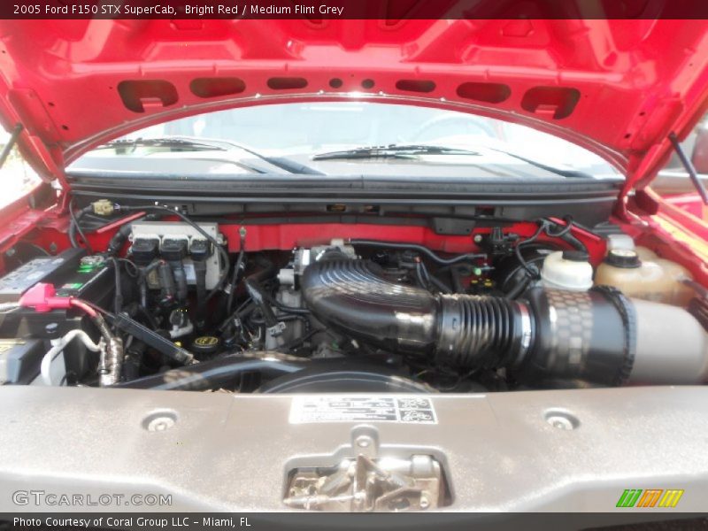 Bright Red / Medium Flint Grey 2005 Ford F150 STX SuperCab