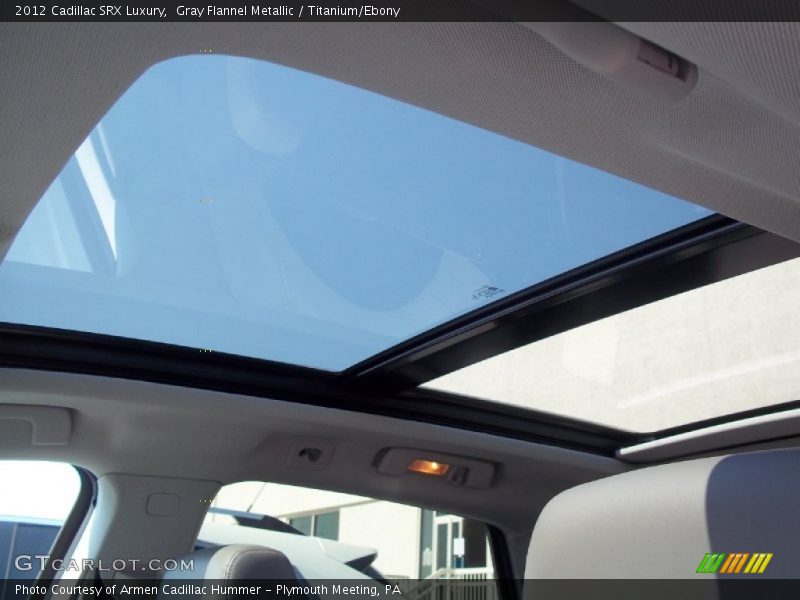 Gray Flannel Metallic / Titanium/Ebony 2012 Cadillac SRX Luxury