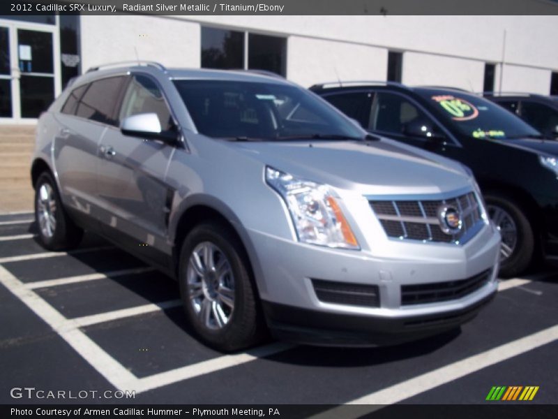 Radiant Silver Metallic / Titanium/Ebony 2012 Cadillac SRX Luxury