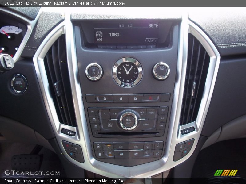 Radiant Silver Metallic / Titanium/Ebony 2012 Cadillac SRX Luxury