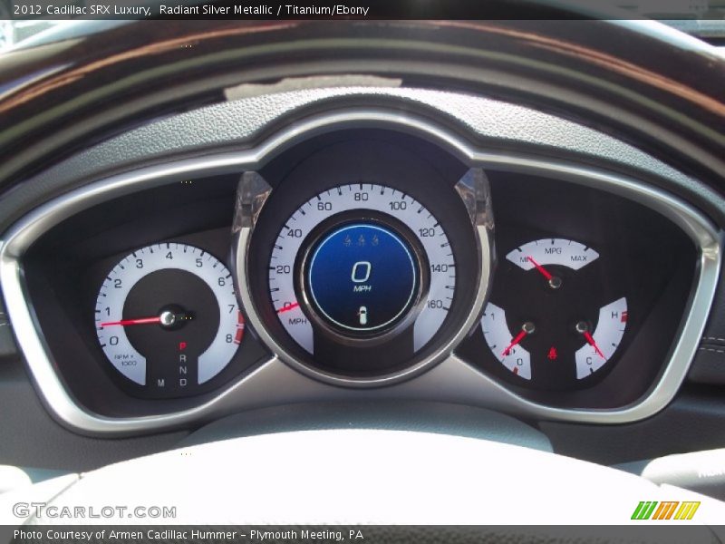 Radiant Silver Metallic / Titanium/Ebony 2012 Cadillac SRX Luxury