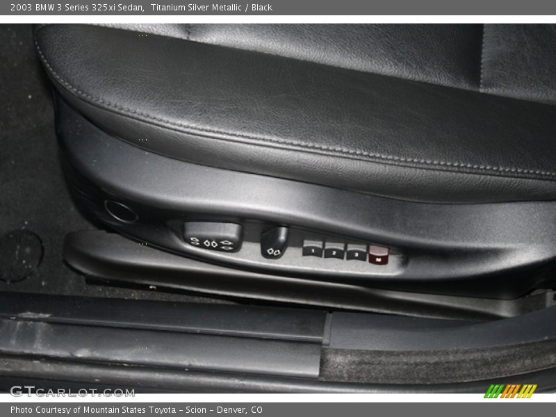 Titanium Silver Metallic / Black 2003 BMW 3 Series 325xi Sedan