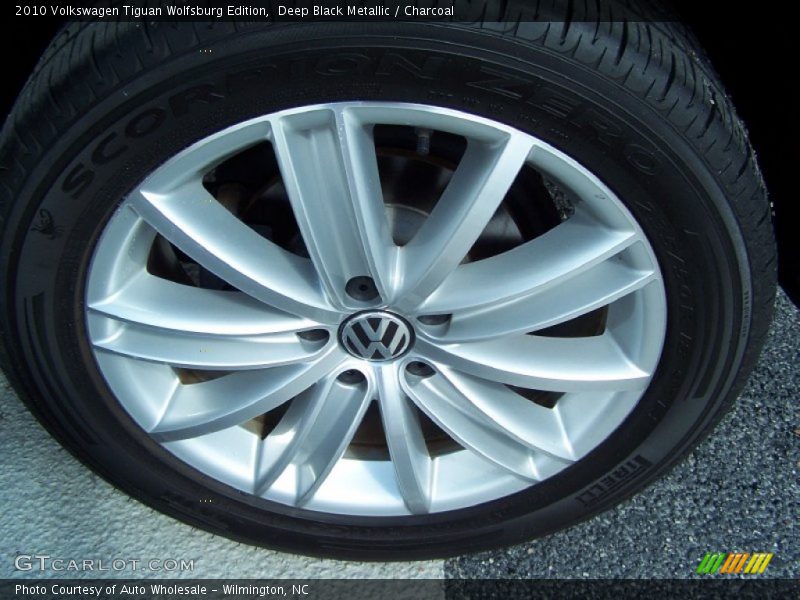 Deep Black Metallic / Charcoal 2010 Volkswagen Tiguan Wolfsburg Edition