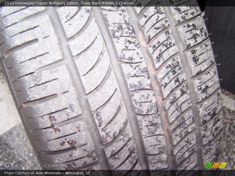 Deep Black Metallic / Charcoal 2010 Volkswagen Tiguan Wolfsburg Edition