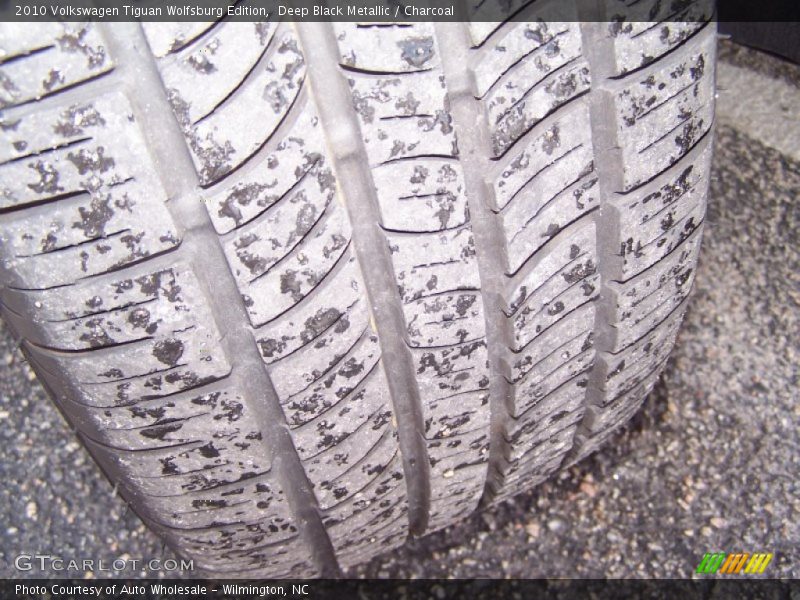 Deep Black Metallic / Charcoal 2010 Volkswagen Tiguan Wolfsburg Edition