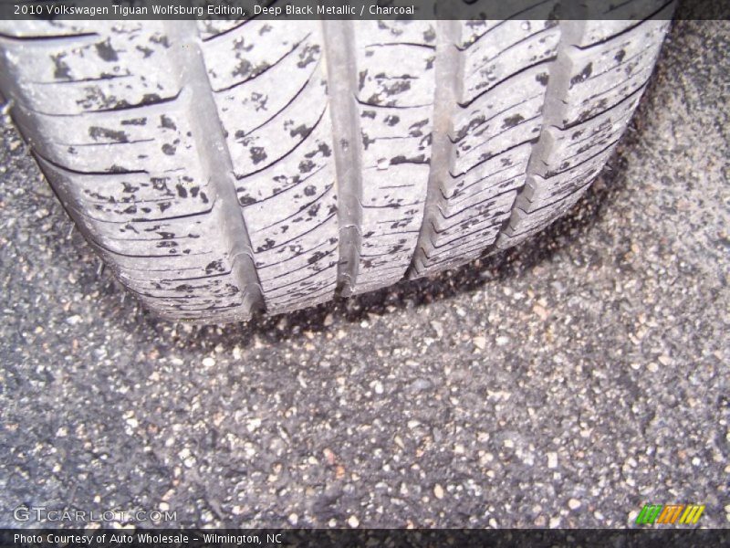 Deep Black Metallic / Charcoal 2010 Volkswagen Tiguan Wolfsburg Edition