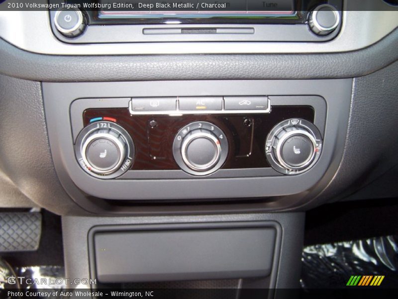 Deep Black Metallic / Charcoal 2010 Volkswagen Tiguan Wolfsburg Edition