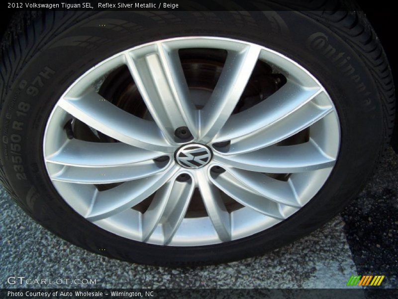 Reflex Silver Metallic / Beige 2012 Volkswagen Tiguan SEL