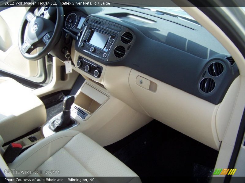 Reflex Silver Metallic / Beige 2012 Volkswagen Tiguan SEL