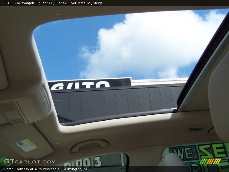 Reflex Silver Metallic / Beige 2012 Volkswagen Tiguan SEL
