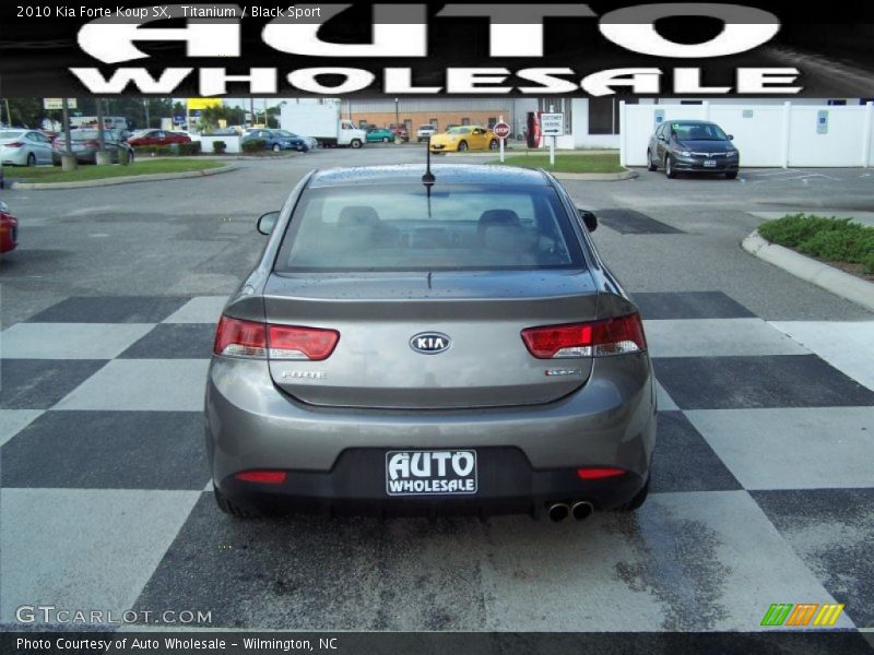 Titanium / Black Sport 2010 Kia Forte Koup SX