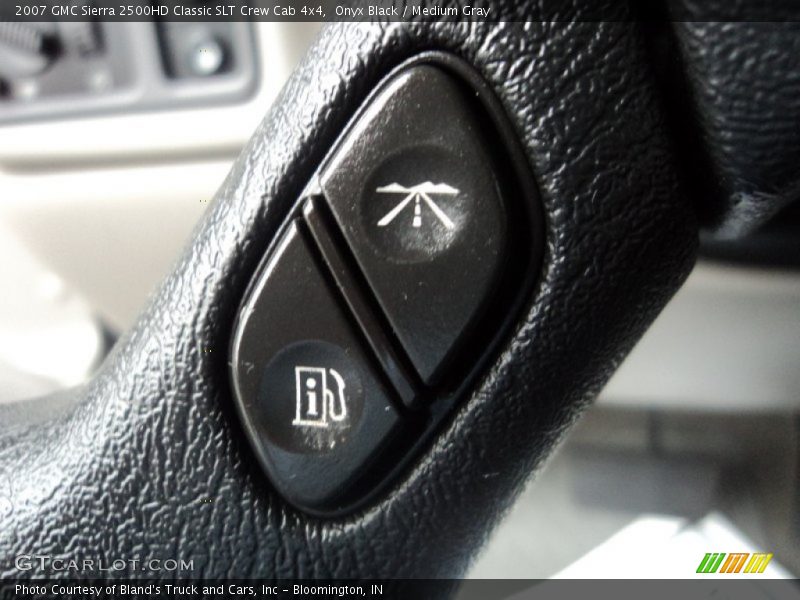 Onyx Black / Medium Gray 2007 GMC Sierra 2500HD Classic SLT Crew Cab 4x4