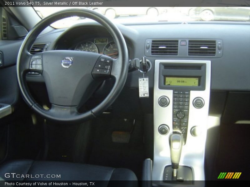 Silver Metallic / Off Black Leather 2011 Volvo S40 T5