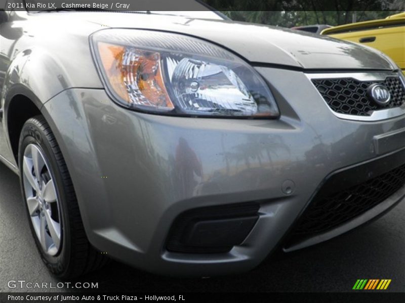 Cashmere Beige / Gray 2011 Kia Rio LX