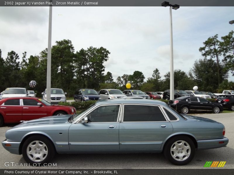Zircon Metallic / Oatmeal 2002 Jaguar XJ Vanden Plas