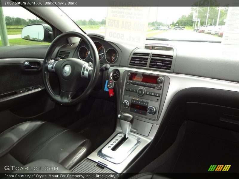 Black Onyx / Black 2007 Saturn Aura XR