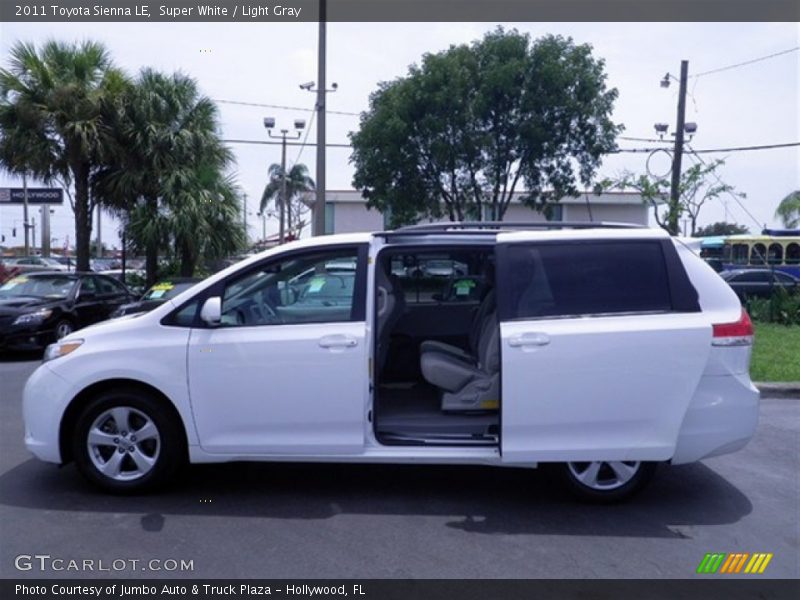 Super White / Light Gray 2011 Toyota Sienna LE