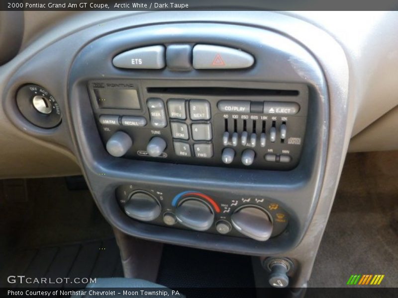Arctic White / Dark Taupe 2000 Pontiac Grand Am GT Coupe
