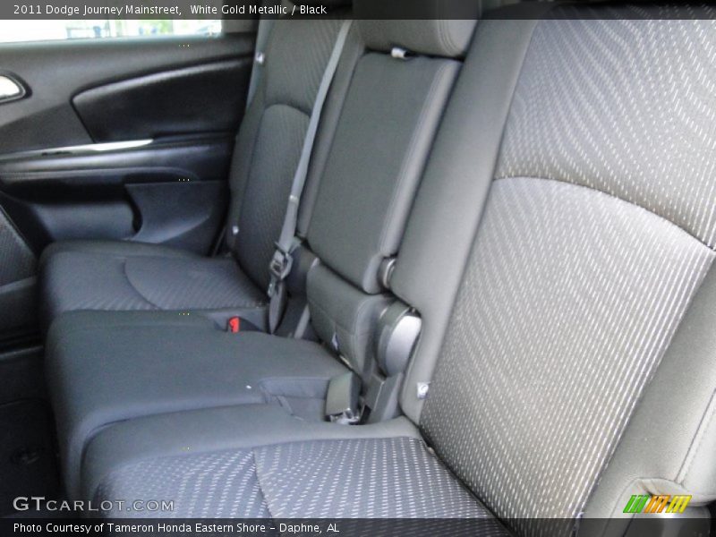 White Gold Metallic / Black 2011 Dodge Journey Mainstreet