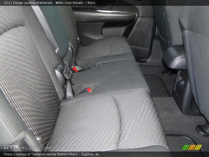 White Gold Metallic / Black 2011 Dodge Journey Mainstreet